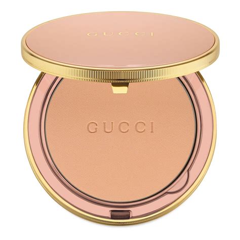 gucci compact powder.